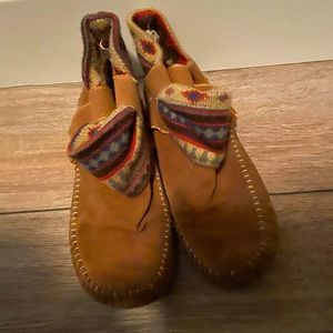 Moccasin booties